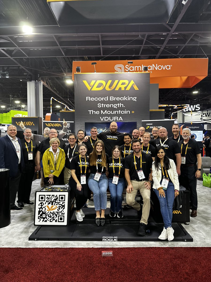 VDURAinc's tweet image. We want to extend our heartfelt gratitude to the entire VDURA team for your incredible dedication and hard work in making this event such a success. 

Your passion and commitment are what drive us forward, and we’re so proud of everything we achieved together! 

A special thank…