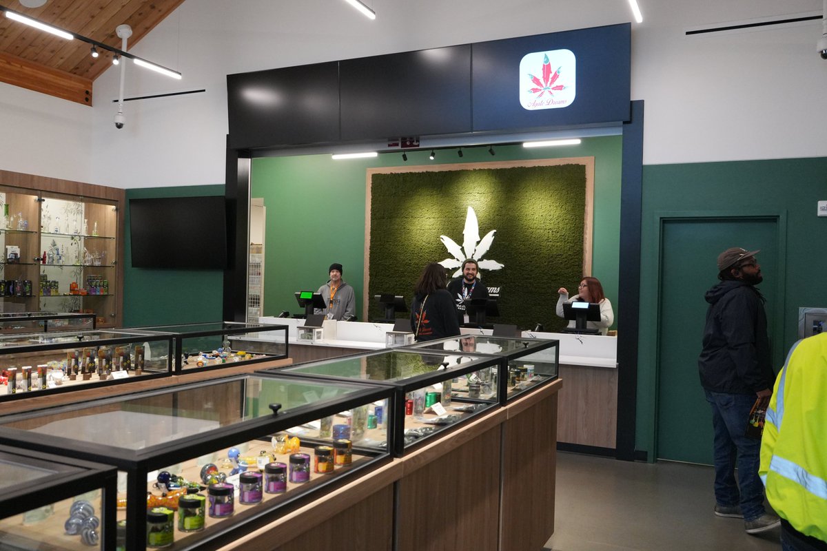 Our doors are open at our brand-new Bond location! Celebrate with us and enjoy 30% off—today only!