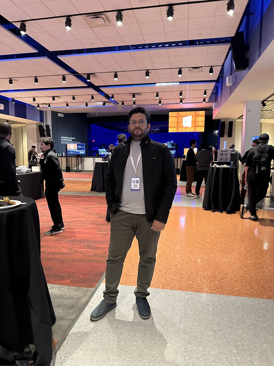 syeddanialdev's tweet image. Attending #ReactSummitUS Tech Conference 
Thanks to @goallyapps