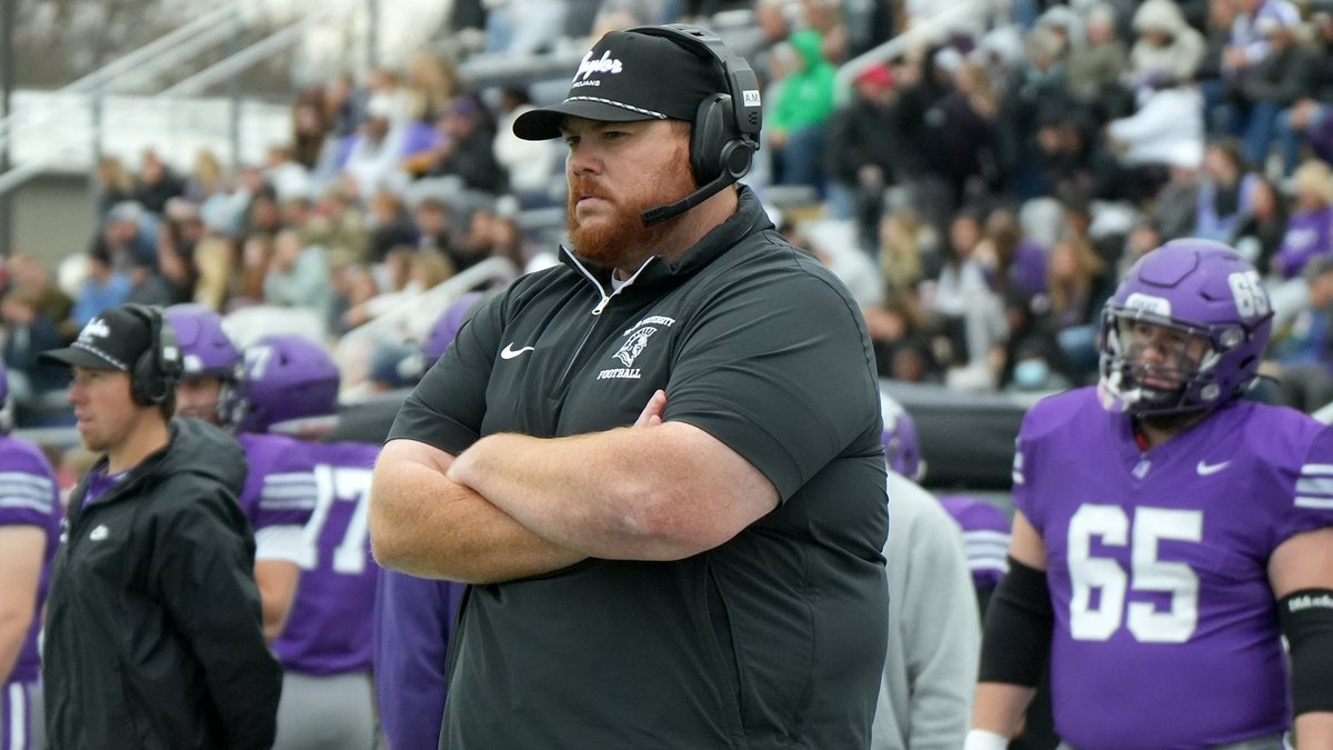 FB | Mingo Named AFCA NAIA Region 2 Coach of the Year | <a href="/TrojansFBL/">Taylor Football</a> <a href="/tayloru/">Taylor University</a> #TaylorFB

taylortrojans.com/x/7h6wd