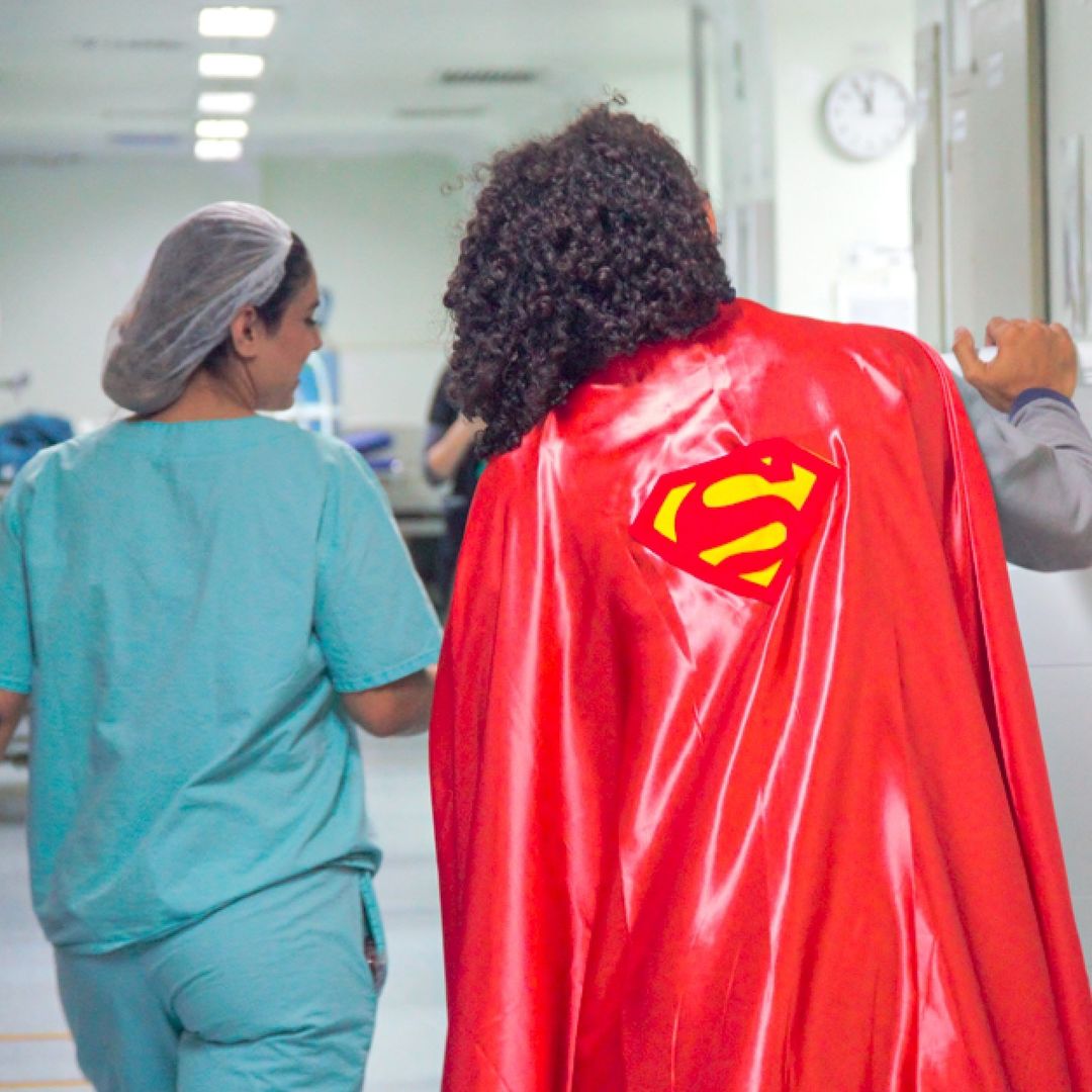 HMASchweitzer's tweet photo. O projeto Heróis do HMAS é voltado para nossos pequenos guerreiros de 1 a 12 anos, que vão passar por cirurgias pediátricas e ortopédicas e traz uma nova abordagem ao ambiente hospitalar. 🥰

Vamos transformar a experiência hospitalar em algo mais suave e cheio de confiança! 🤝 https://t.co/eYzzYt6BN1