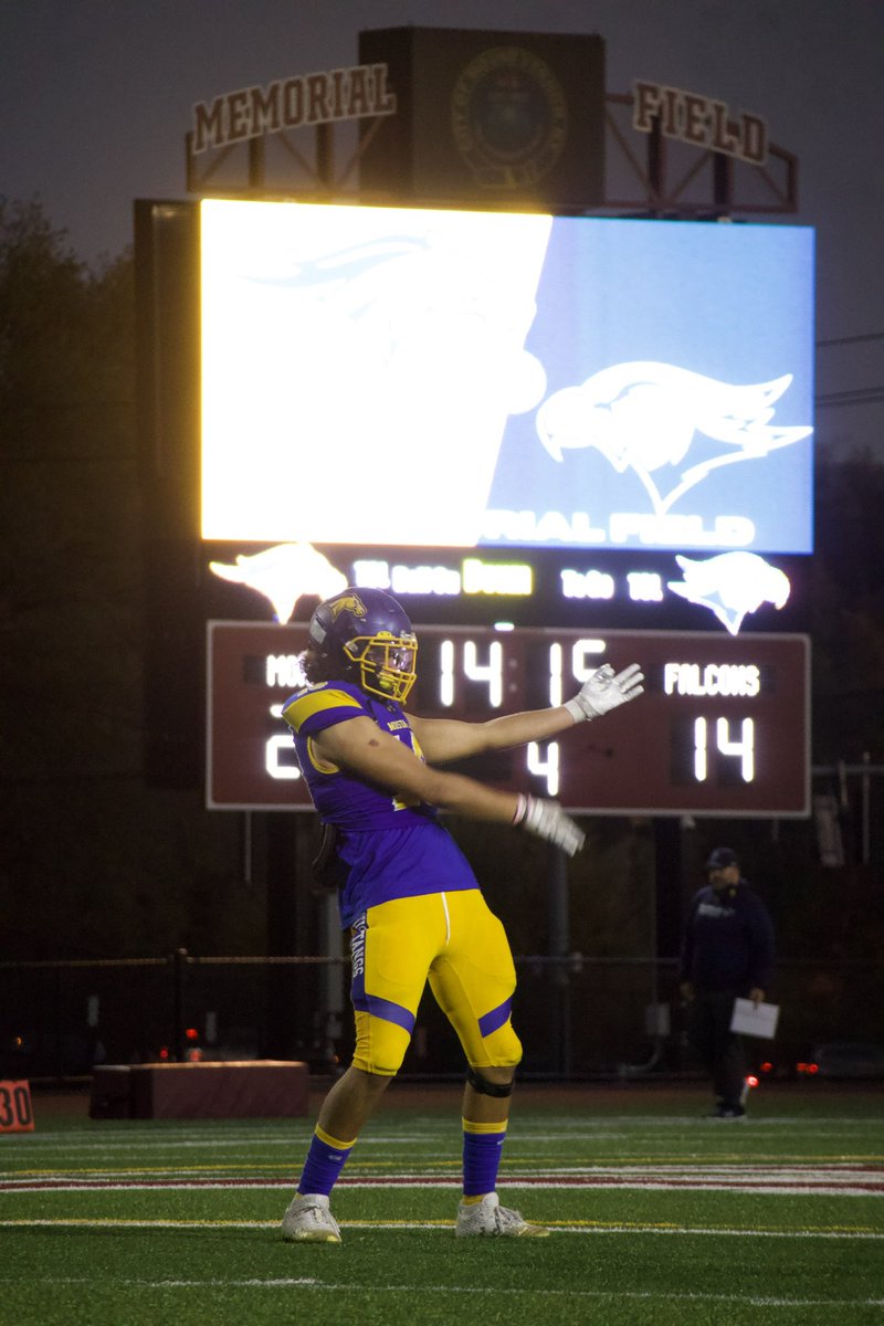 Trei Dansby (@dansbytrei) on Twitter photo JUCO SZN HIGHLIGHTS‼️
6’4” 235 EDGE ‼️
3.2 GPA 3/2 AA in hand‼️
<a href="/coachbone_/">Coach Bone</a> <a href="/CoachIfyDBU/">God's Son</a> <a href="/coachp56__/">Nadir Pineda 🥷🏽</a> <a href="/HCJWilliams/">Johan Williams</a> <a href="/CoachK_20/">K.J Pulley</a> <a href="/JUCOFFrenzy/">JUCO Football Frenzy</a> <a href="/Ski_Axel/">Coach Ski Axel</a>
hudl.com/v/2QsHHS JUCO SZN HIGHLIGHTS‼️
6’4” 235 EDGE ‼️
3.2 GPA 3/2 AA in hand‼️
<a href="/coachbone_/">Coach Bone</a> <a href="/CoachIfyDBU/">God's Son</a> <a href="/coachp56__/">Nadir Pineda 🥷🏽</a> <a href="/HCJWilliams/">Johan Williams</a> <a href="/CoachK_20/">K.J Pulley</a> <a href="/JUCOFFrenzy/">JUCO Football Frenzy</a> <a href="/Ski_Axel/">Coach Ski Axel</a>
hudl.com/v/2QsHHS