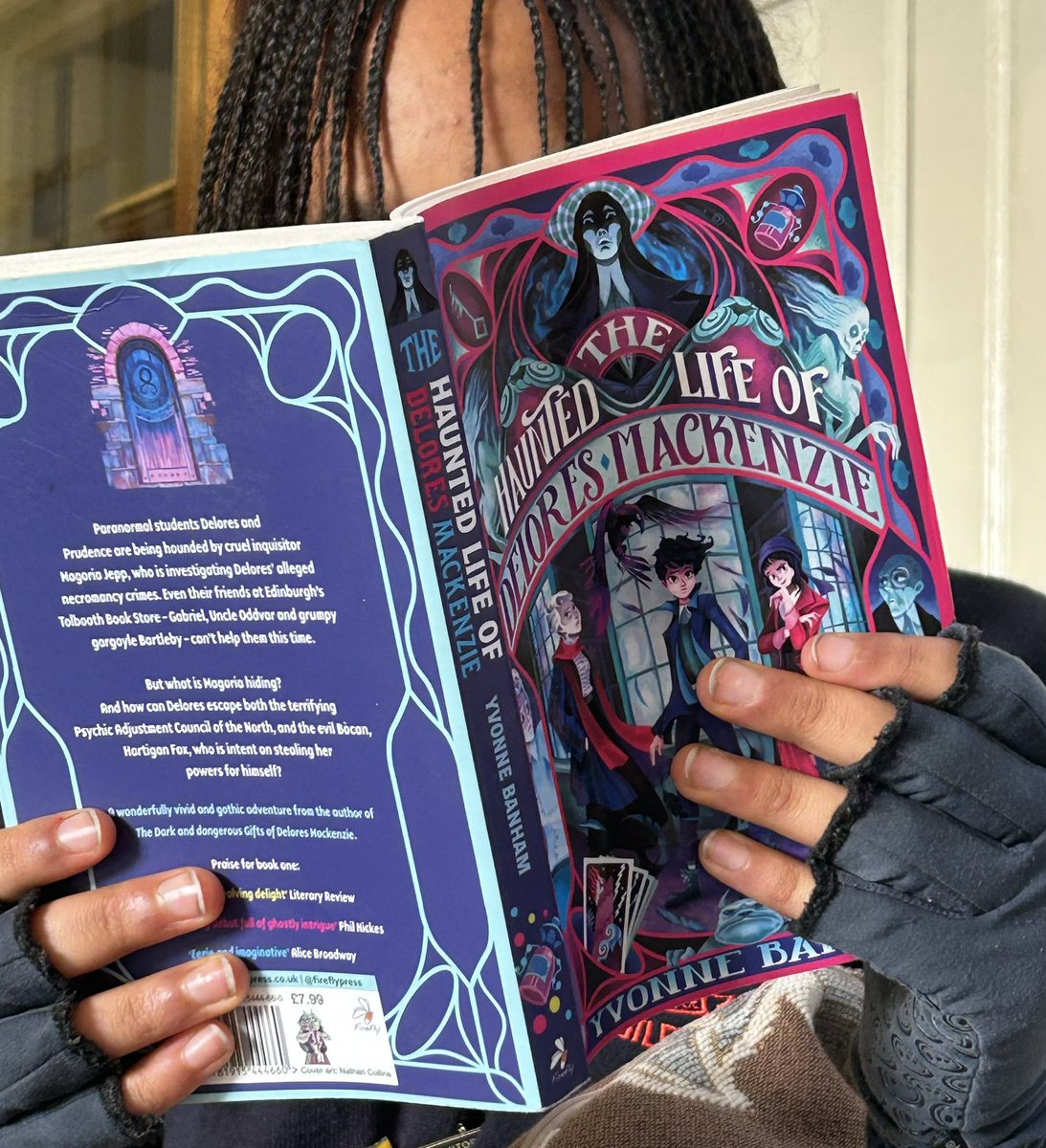 A common site in our library this term after @Eviewriter Yvonne Banham delivered a brilliant writing workshop to our Form 8 pupils. This is the second deliciously creepy book about Delores Mackenzie set right here In Edinburgh.