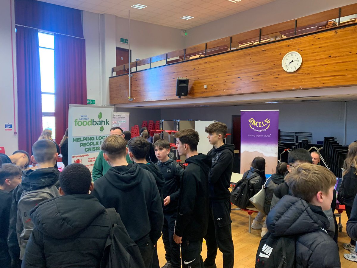 MsInnes2's tweet image. Great to see S3 pupils engaging with local charities today as part of the YPI project. @BathAcadNews @BathgateARK
