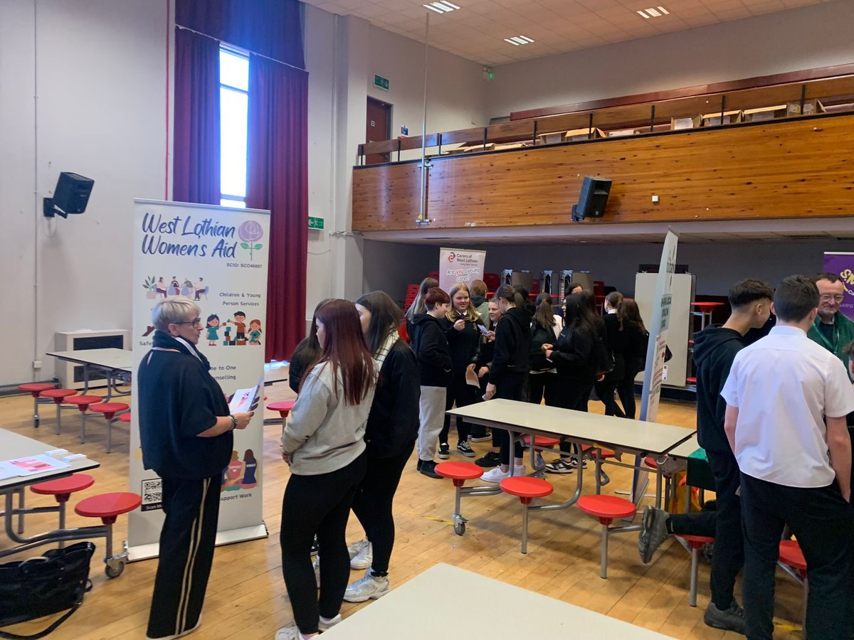 MsInnes2's tweet image. Great to see S3 pupils engaging with local charities today as part of the YPI project. @BathAcadNews @BathgateARK