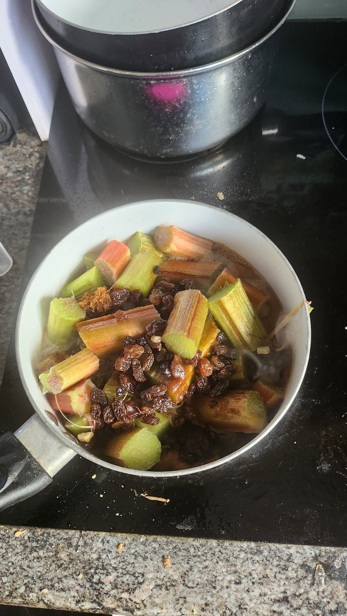 fermanaghomagh's tweet image. 🌎#EuropeanWeekForWasteReduction
🍎Today we&apos;re showcasing Riverside Allotments #Ballinamallard who are taking action to reduce food waste by growing their own vegetables, soft fruits &amp;amp; herbs

🌟Each year they try growing something new
To read more👉bit.ly/FOFoodWasteAct… 

#FODC