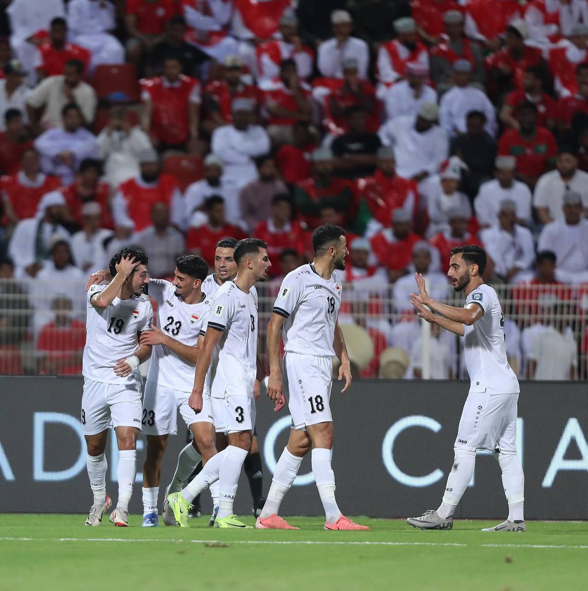 AlyasiryAbbas's tweet photo. 🚨⏰ • نهاية المباراة..

🇴🇲 عمان 0-1 العراق 🇮🇶

⚽️ يوسف الامين 🅰️ أحمد ياسين 

مبارك #اسود_الرافدين 
 فوزَ المنتخبِ العراقيِ على شقيقهِ العمانيِ 
كأساسِ تفوقٍ على نفسهِ اليومِ https://t.co/PZdDkPdt1d