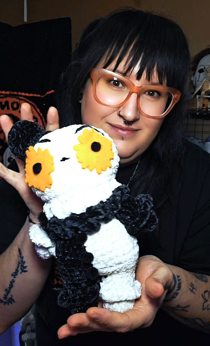 theyarnzombie's tweet photo. In love with how this baby Art came out. 😍🧶 https://t.co/jfSz4bBXPC