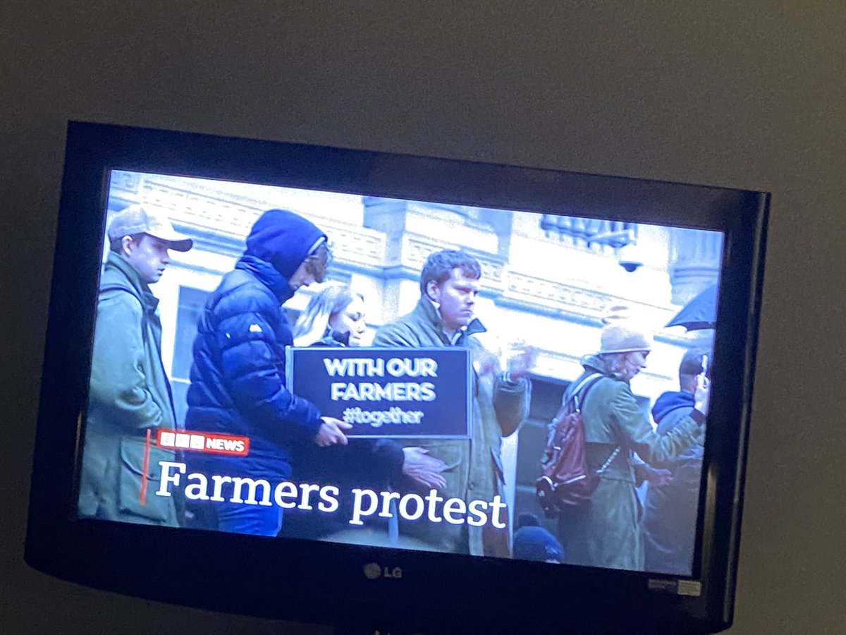 What utter crap. Environmental protests ? BBC ignore utterly. Folk in green jackets turn up to slow ambulances and whine. Full focus ensured.
