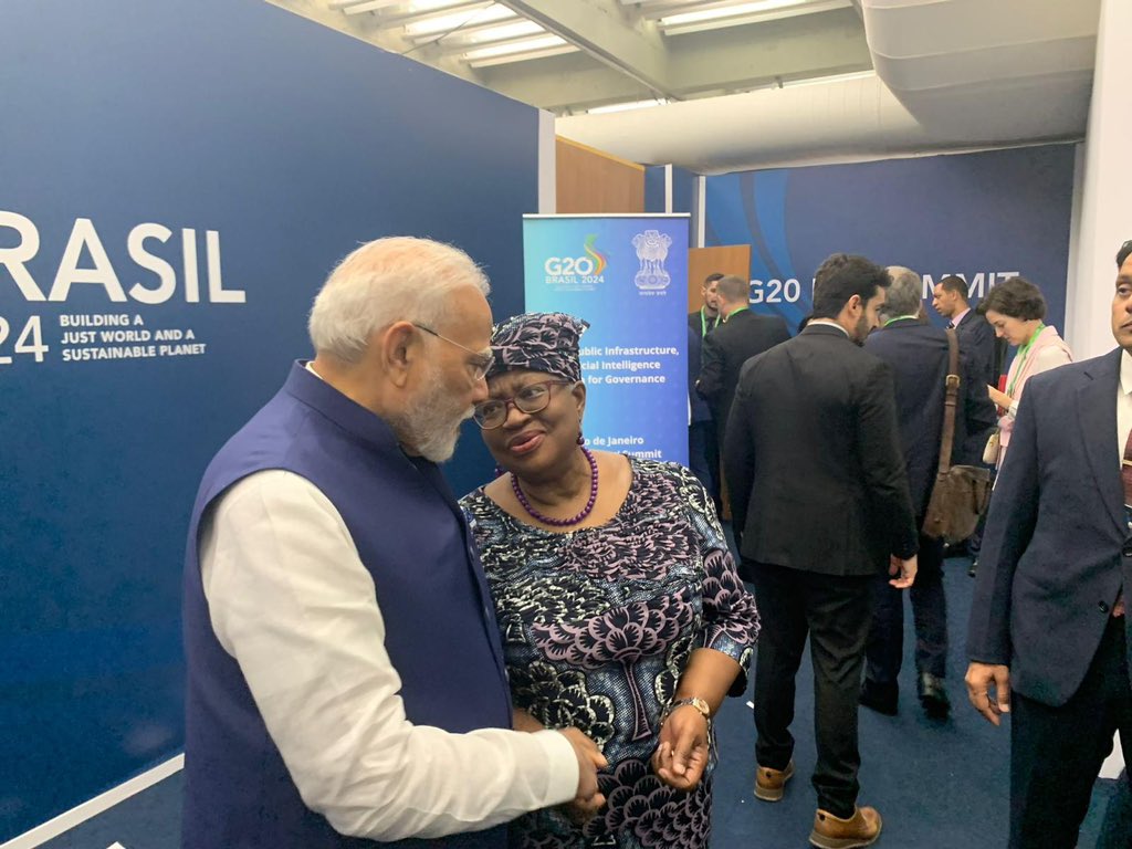 NOIweala's tweet image. Good exchange with H.E Prime Minister @narendramodi on the sidelines of the Government of India side event on Digital Public Infrastructure, Artificial Intelligence and Data for Governance on the margins of the G20 Leaders meeting in Rio de Janeiro. @PMOIndia