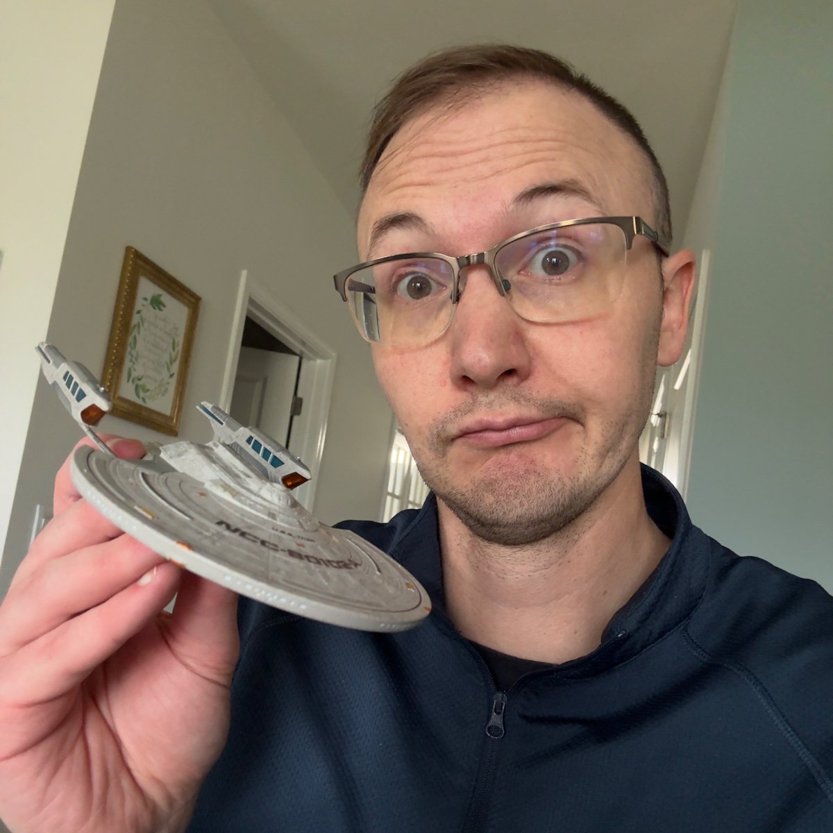 I don’t post much on here anymore. But I had to take a moment to give kudos to <a href="/FanhomeUS/">FanhomeUS</a>, <a href="/FanhomeUK/">FanhomeUK</a>, and <a href="/EaglemossLtd/">Eaglemoss Collections</a>. This USS Titan is huge! I can’t wait to see what XL version looks like. #StarTrekPicard #daaammnn