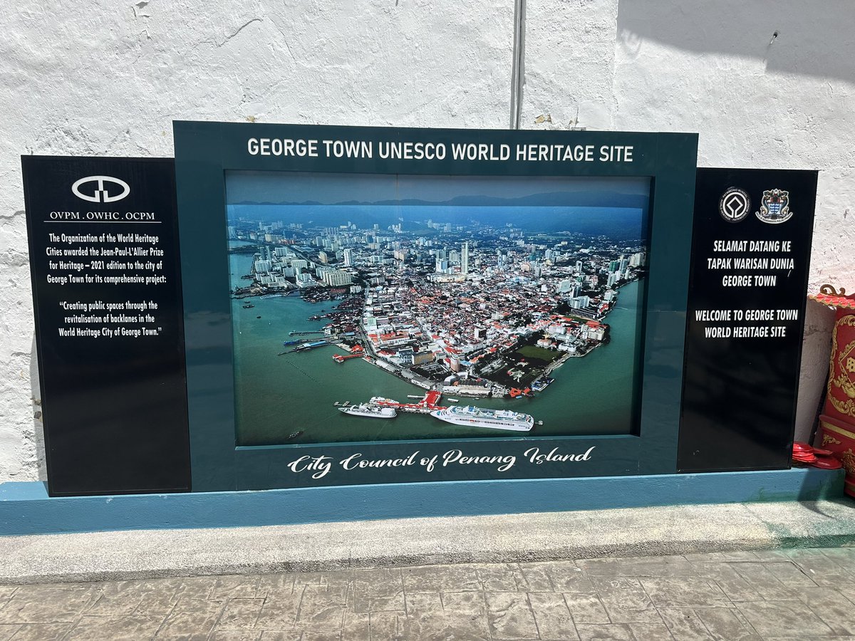 A1 #TRLT I still prefer to walk.  This was historic George Town, Malaysia