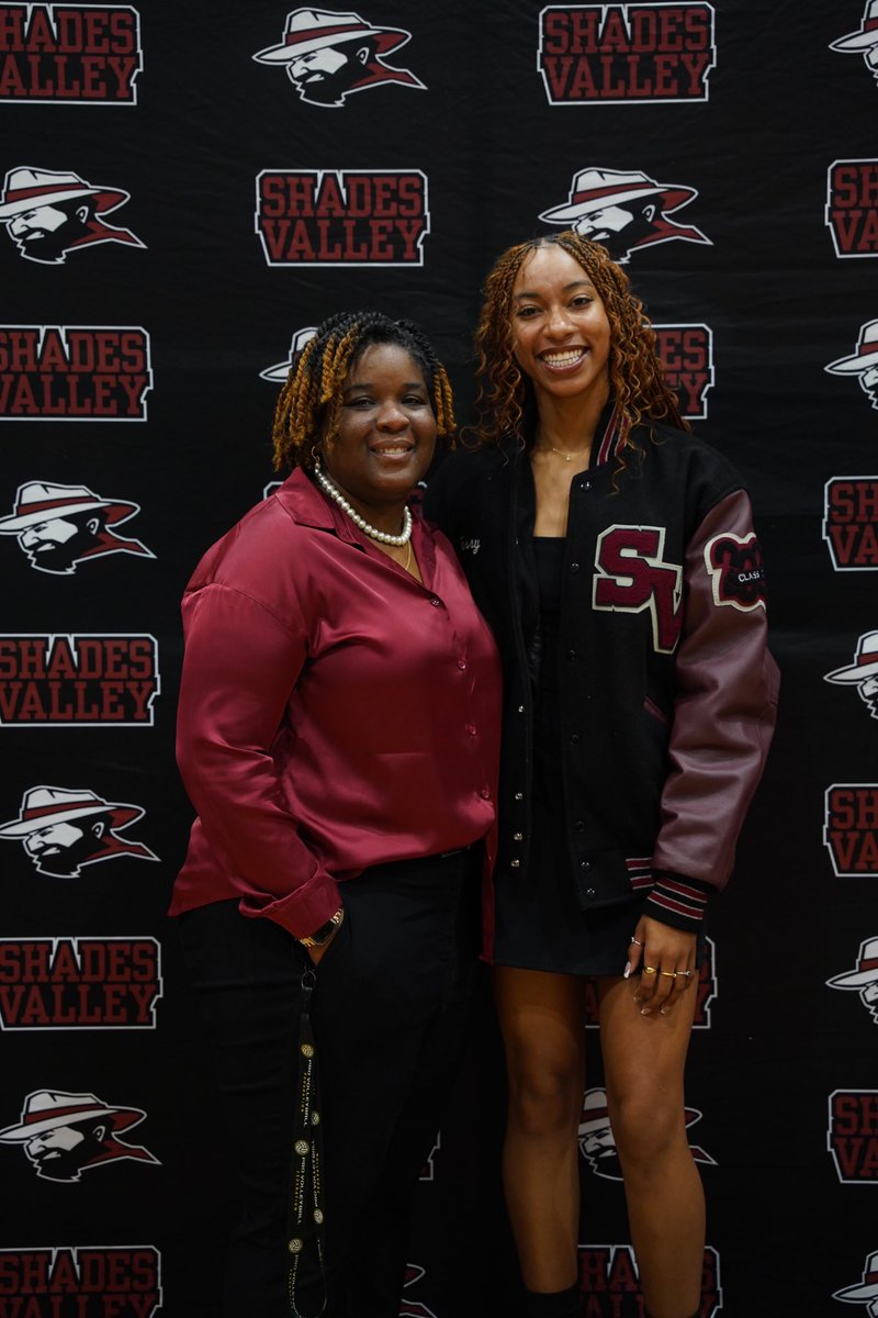 coachkcook's tweet photo. Congratulations to @Jasmine_Terry91 on signing with Lee University! Coaching you these past 4 years has been an honor. Thank you for believing in me. You’ve grown up before my eyes, and I think of you as one of my own. Stay the sweet, genuine person you are. Lee got a great one! https://t.co/2u7bQ8RVxb