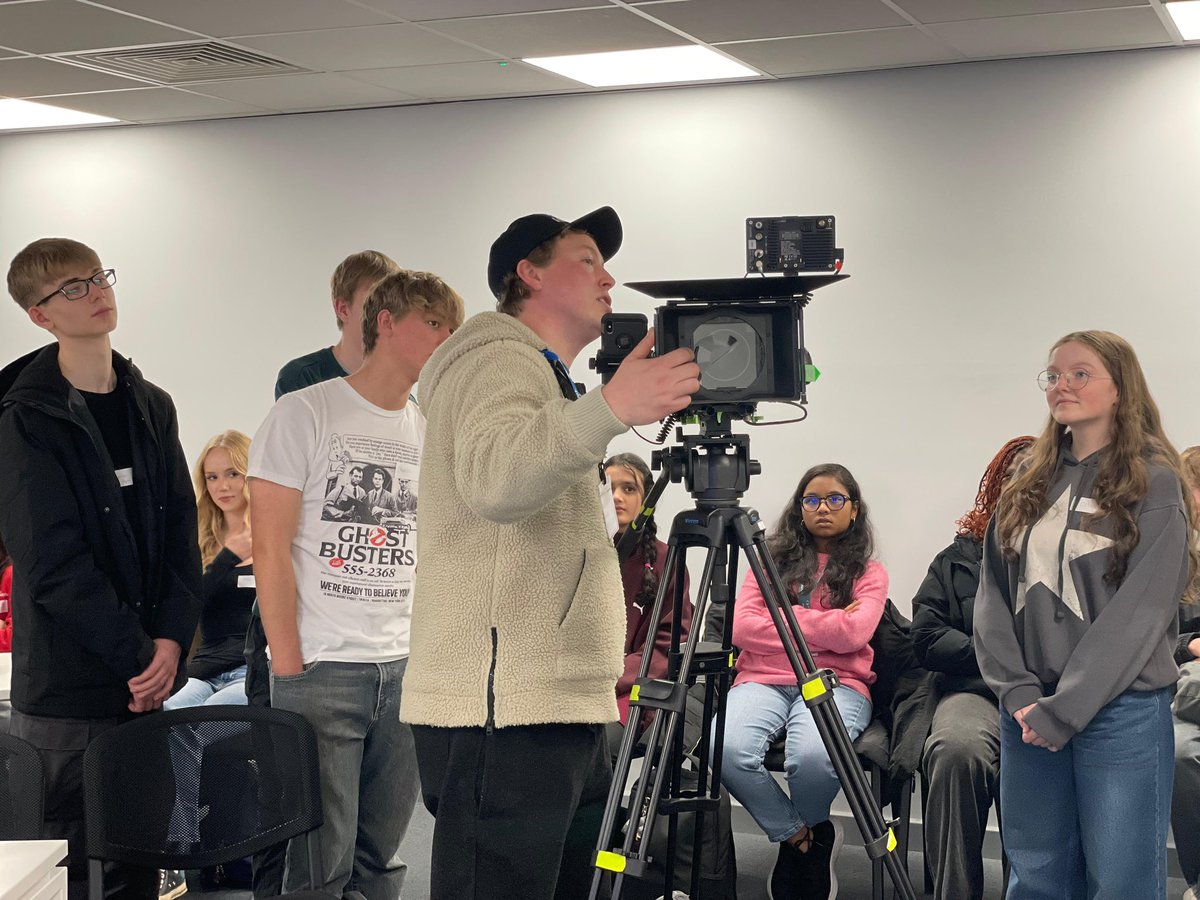 Shout Out for the Arts Warwickshire (@shoutoutarts) on Twitter photo Amazing first day yesterday for our careers week #CCWNB. Thanks to @RunHomePro for an inspiring day! <a href="/KE6Nuneaton/">KE6 Nuneaton</a> Amazing first day yesterday for our careers week #CCWNB. Thanks to @RunHomePro for an inspiring day! <a href="/KE6Nuneaton/">KE6 Nuneaton</a>