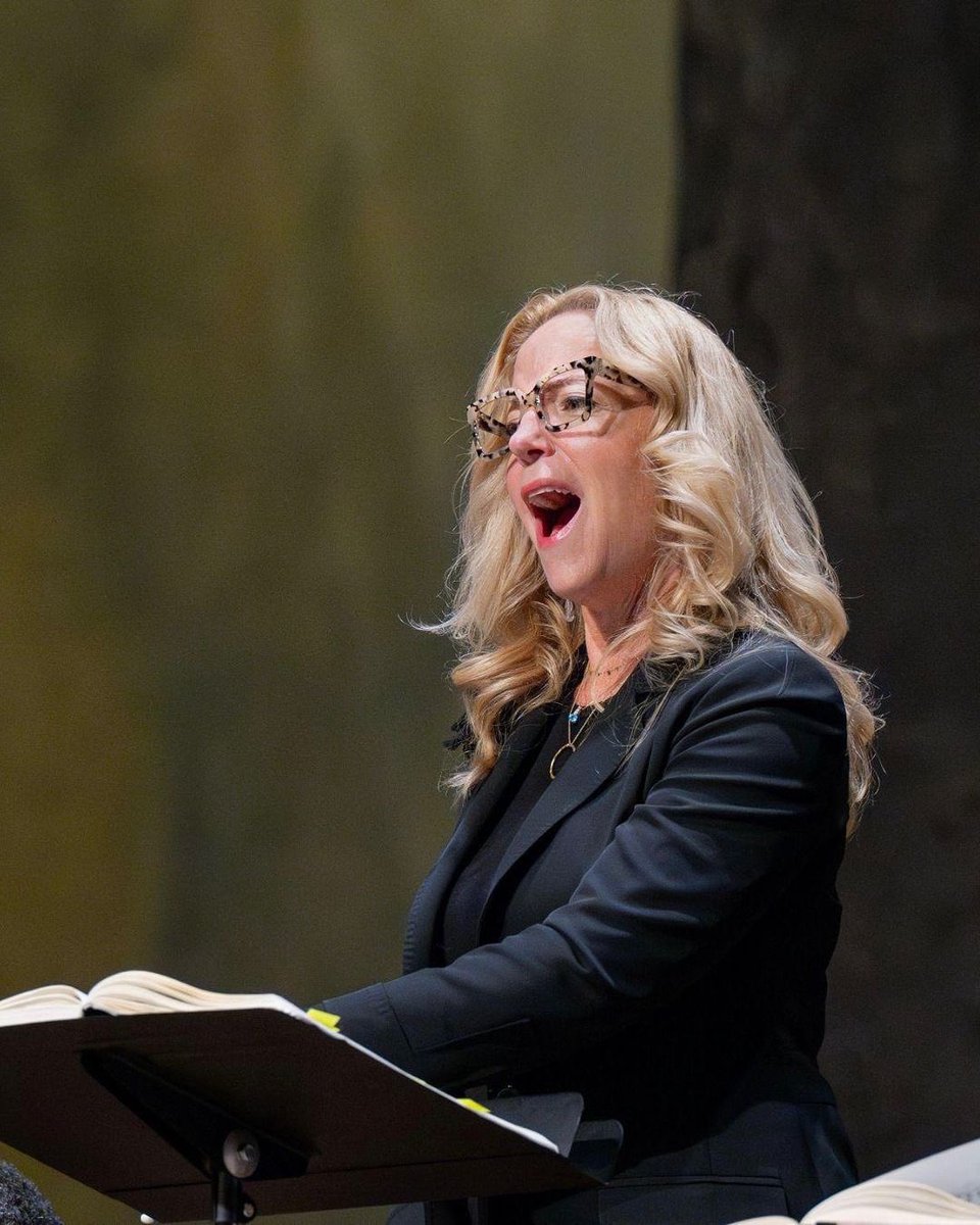 Lise Lindstrom tweet media