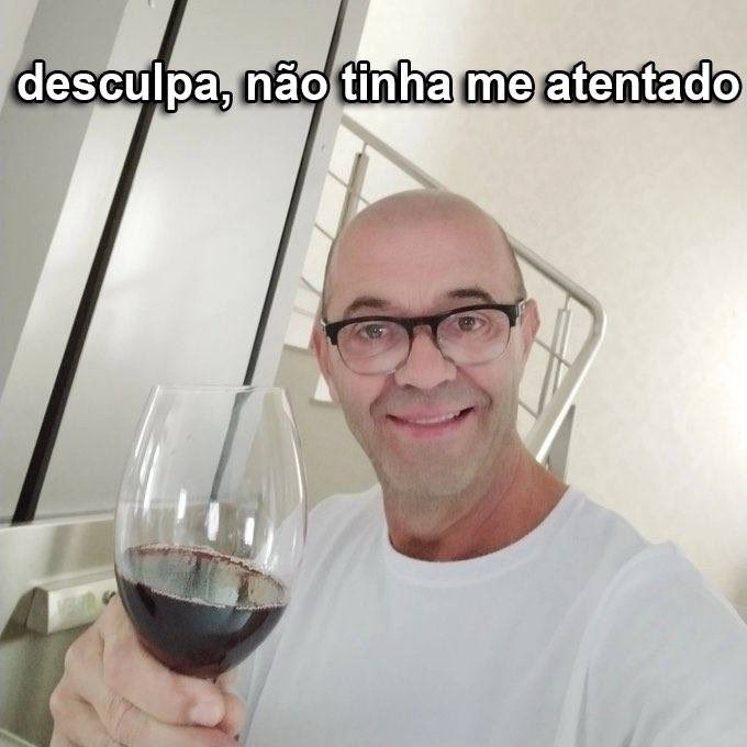 FcoccoF's tweet photo. enviei o e-mail com att no final e esqueci de anexar o doc https://t.co/rkakze3sOw