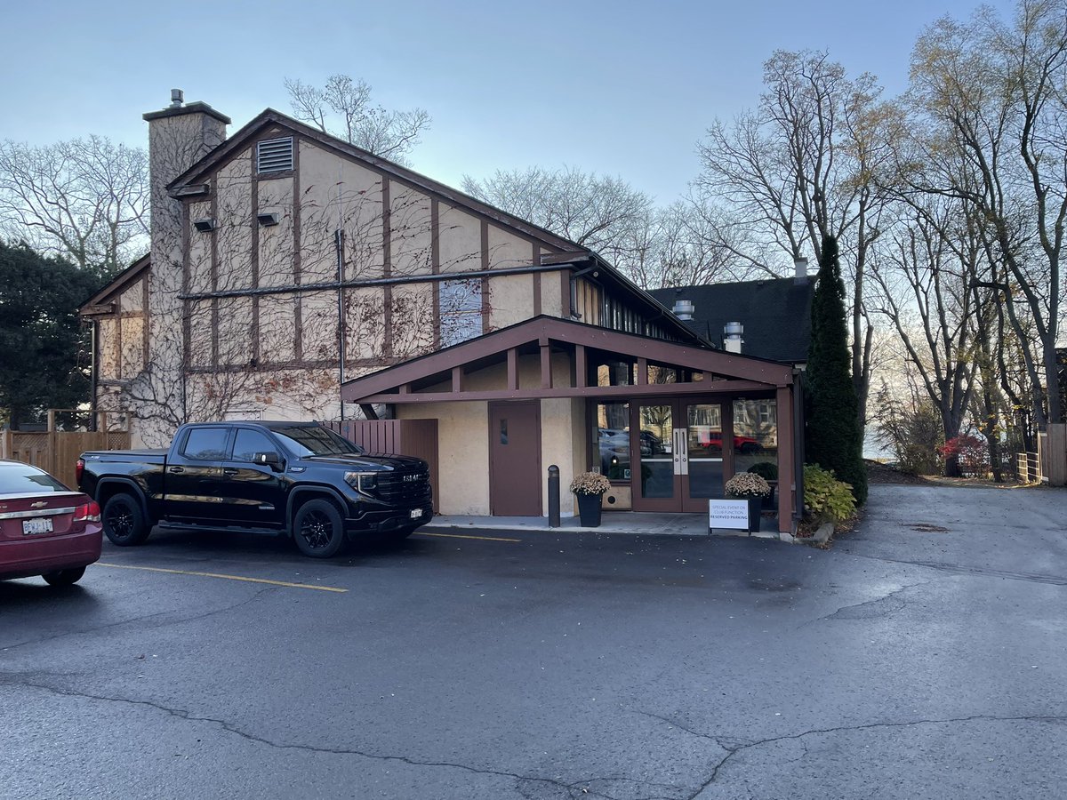 tpklassen's tweet image. A beautiful venue for Pediatric Research day at Queen’s University. I made the case that RCTs are still an essential tool in child health to reduce uncertainty around decisions in health care. @MCSamaan1 @bob_connelly