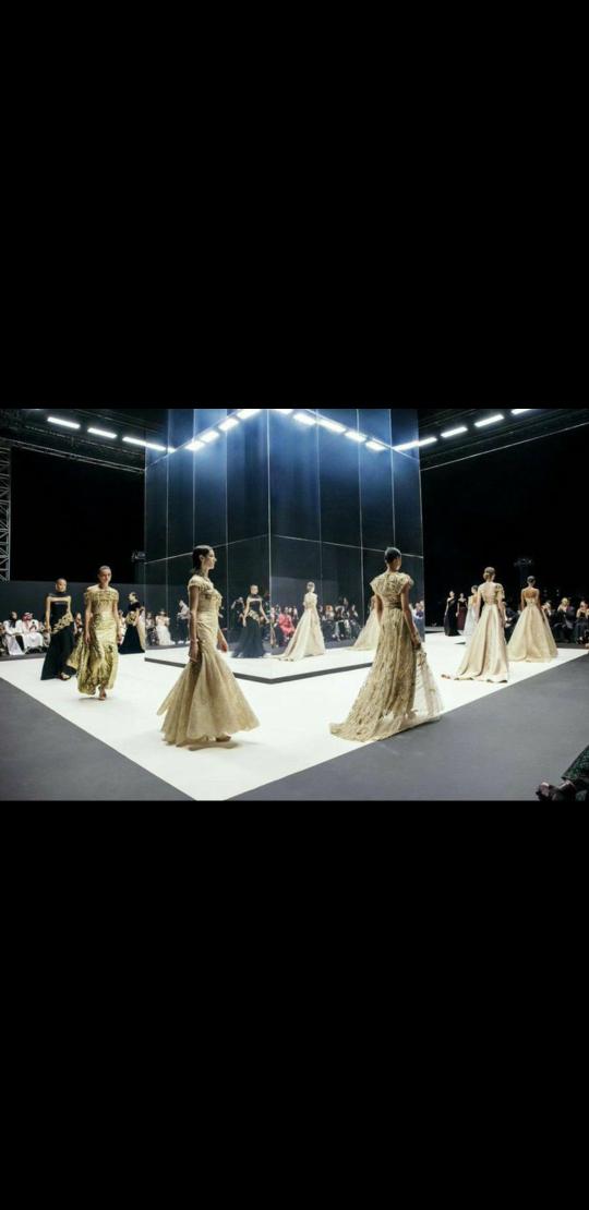 هكذا افعال بني سعود يجمعون العاهرات في بلاد الحرمين الشريفين