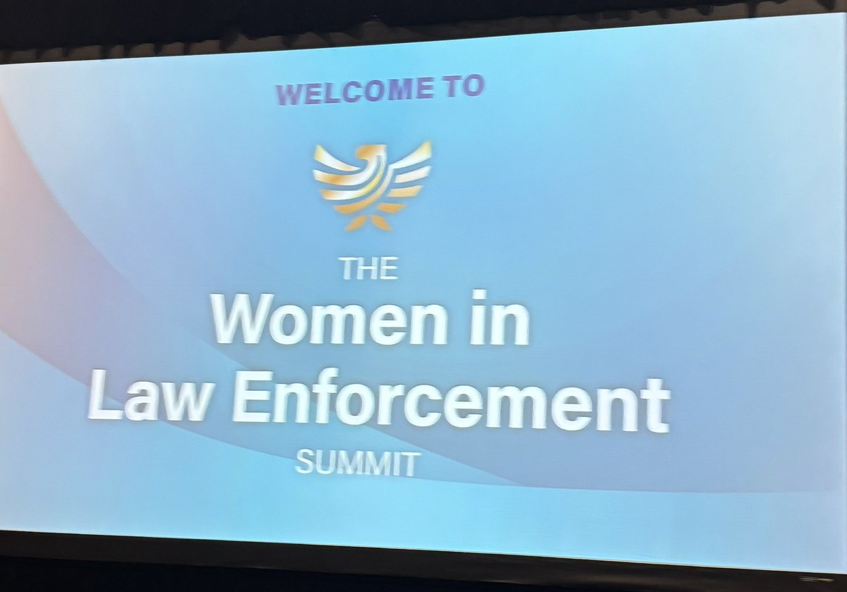 jlroush's tweet photo. It was a pleasure speaking at the FRA Women in Law Enforcement Summit on Emerging Technologies and the Future of the Profession with Lt Jackie Piper of Cobb County Police. Great participation and questions from the audience. #police #lawenforcement #technology #ai #drones #rtcc https://t.co/ASiFfFwjKE