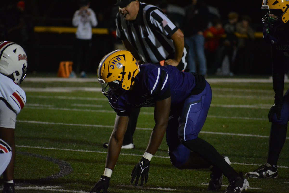 Senior season highlights.
6’3
215
40yd:4.53 
Defensive End
hudl.com/v/2QsruP