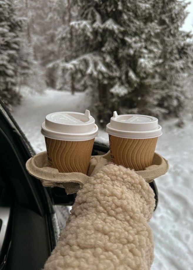 ohnosheknows's tweet photo. winter is so close https://t.co/kezdy0aFX2