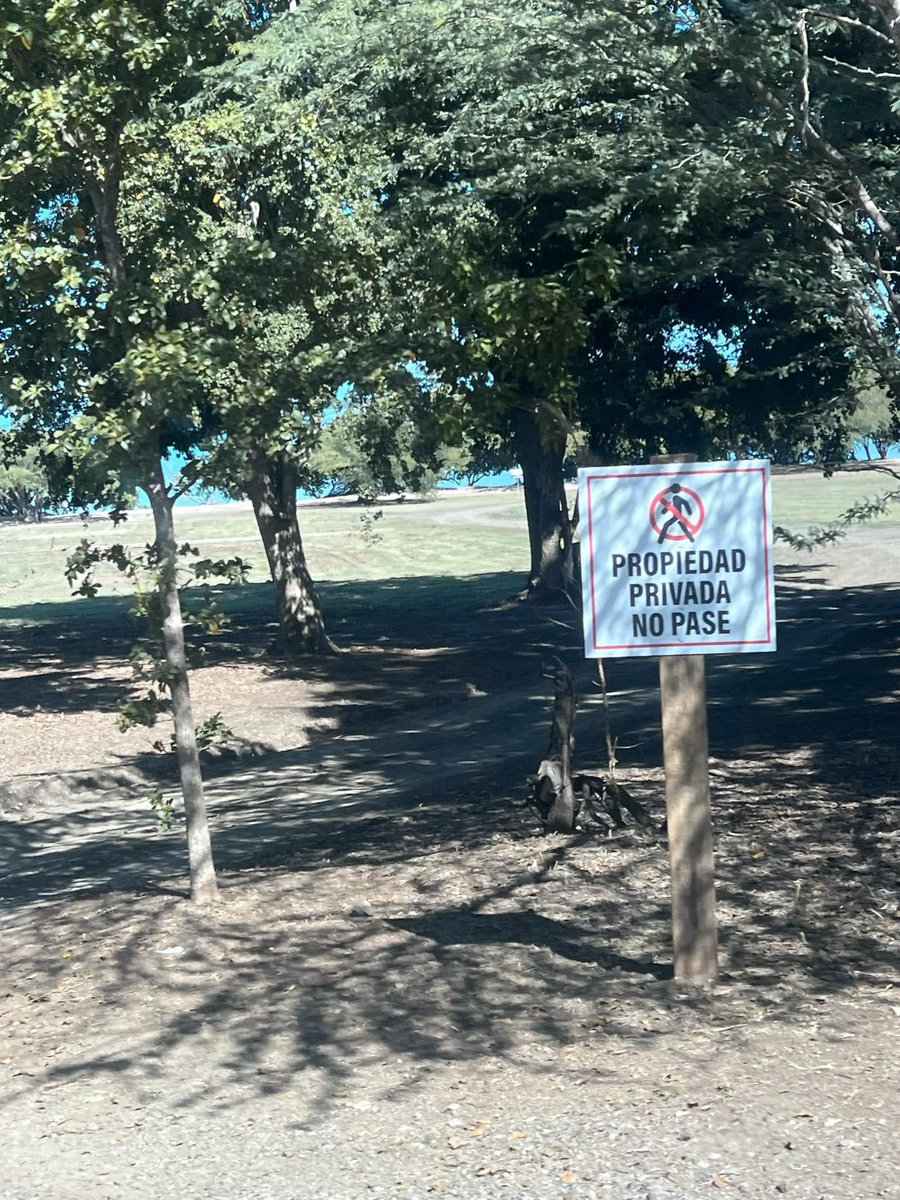 PorSuroeste's tweet image. Esto es lo que representa ESENCIA para Cabo Rojo y el suroeste de Puerto Rico: la privatización de nuestras playas.

**Foto: Playa Los Pozos