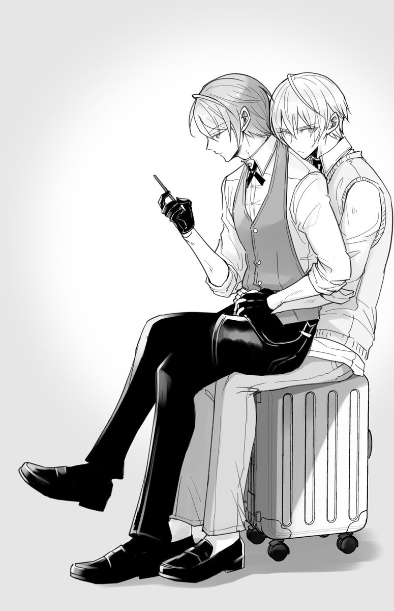 Fujiko_ONE's tweet photo. 駅で見かけた大学生くらいの男の子二人がこんな感じでキャリーに座っててすごくよかったのでくにちょぎでも見たかった https://t.co/Hb5t2139CM