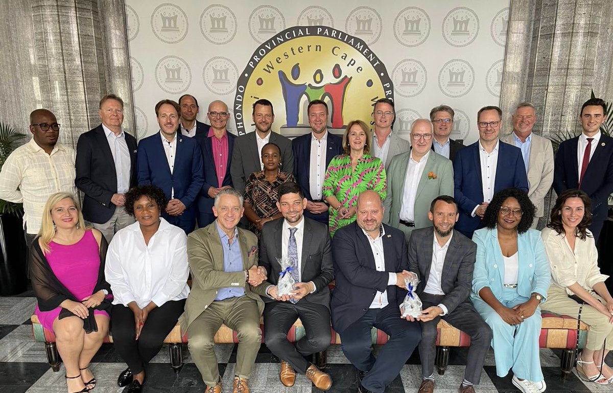 “Vibrant. Long-standing. Successful.” - that is how Speaker of <a href="/WCProvParl/">WesternCapeProvParl</a> <a href="/MitchellDaylin/">Daylin Mitchell</a> described the partnership between Western Cape and Bavaria during a meeting of WC Parliamentarians &amp; CSU members from the Bavarian State Parliament who are currently in South Africa.

🇿🇦 🇩🇪