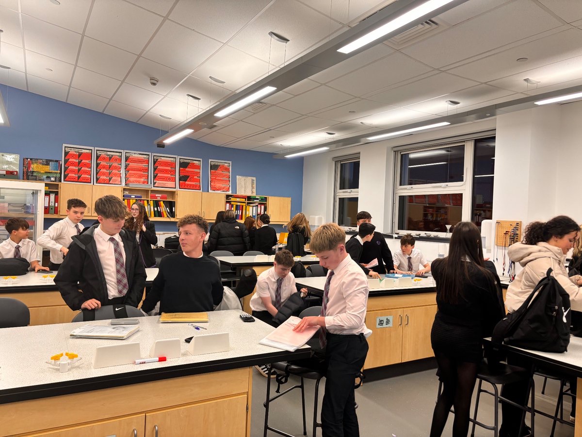 Mrs Scott tweet media