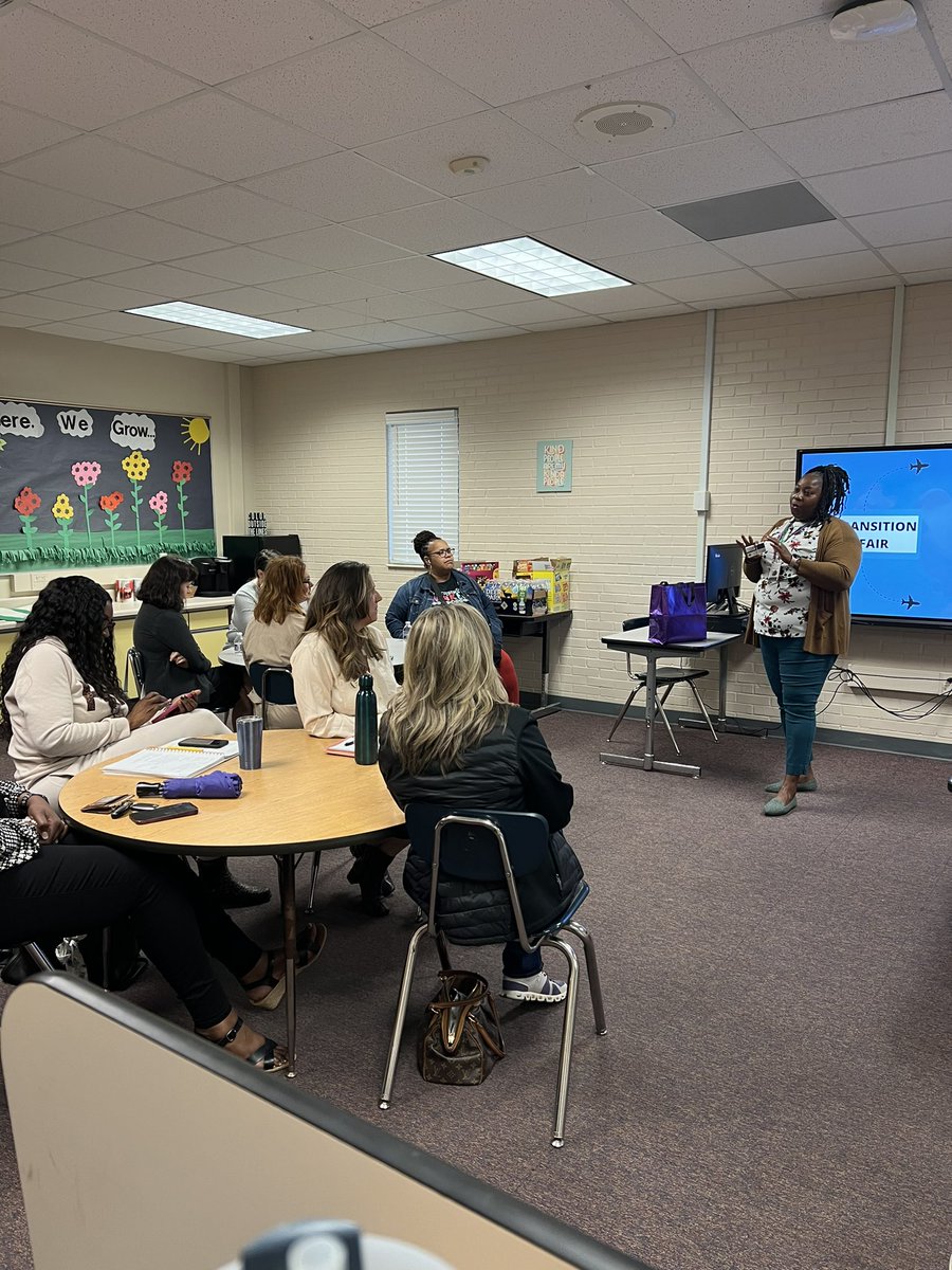 MiddleGaRESA's tweet photo. Great group of special educators (Transition consortium) preparing for the upcoming Transition Resource fair today. Join us for more information about opportunities for students with disabilities after high school. #growingeducators #growingstudents https://t.co/LcYinOubY8