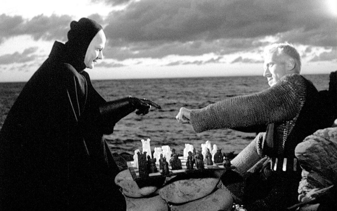 darkdetective87's tweet image. Slowly making my way through the filmography of Ingmar Bergman. I&apos;ve been enjoying all his movies so far and now I&apos;ve finally gotten to #TheSeventhSeal (1957).
Easily my favourite film so far. I love it when I get around to watching a classic and it lives up to its reputation.
