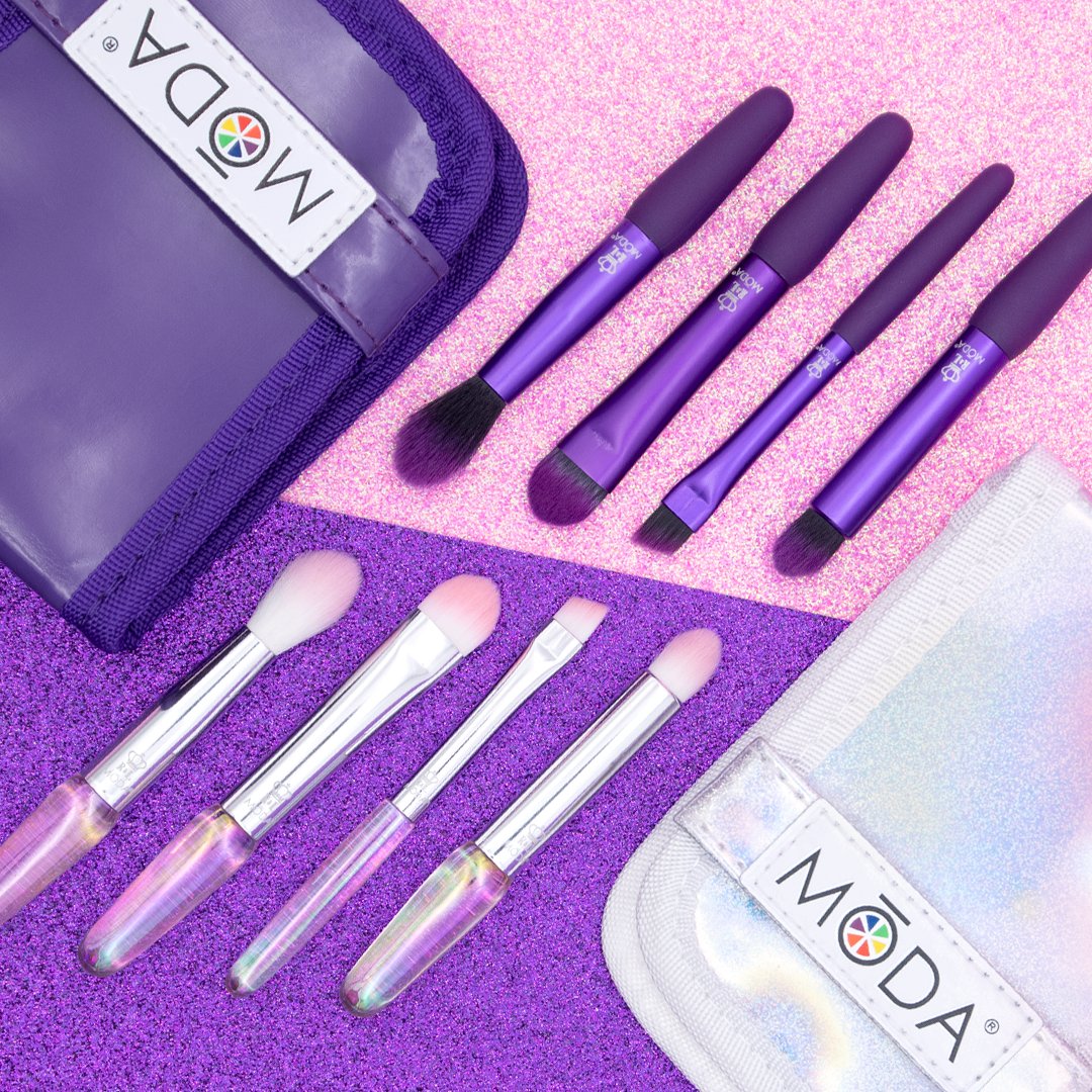 Traveling for the holidays can be stressful, but MŌDA has you covered! The convenient size of our MŌDA Mini sets will fit into any bag! ✨ 

shop at modabrush.com during out Black Friday sale! 

#modabrush #beautysale #blackfriday