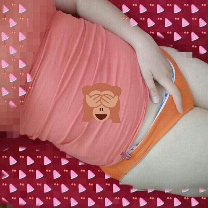 سؤال الليله وش 

تحب اكثر شي في الامراه