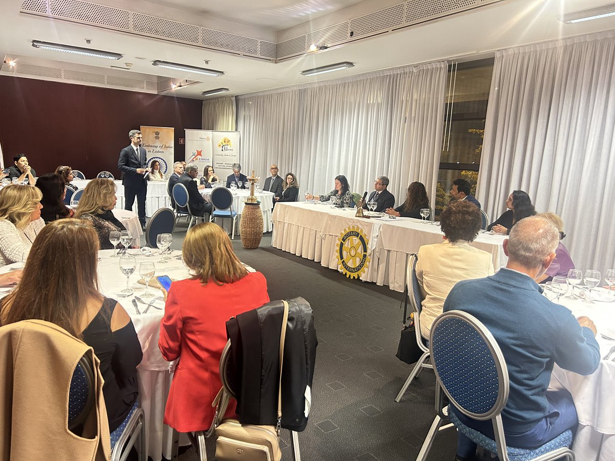 prkundal's tweet photo. Inaugurated an impressive event on “Ayurveda Innovations for Global Health” organised by Embassy in co-op with BHOOMI cul Assoc and Rotary club of Lisbon-Parque das Nações. Eminent panel including practitioners discussed benefits of Ayurveda. @manaschem  @moayush @secymoayush https://t.co/Ovx1tKwGDq