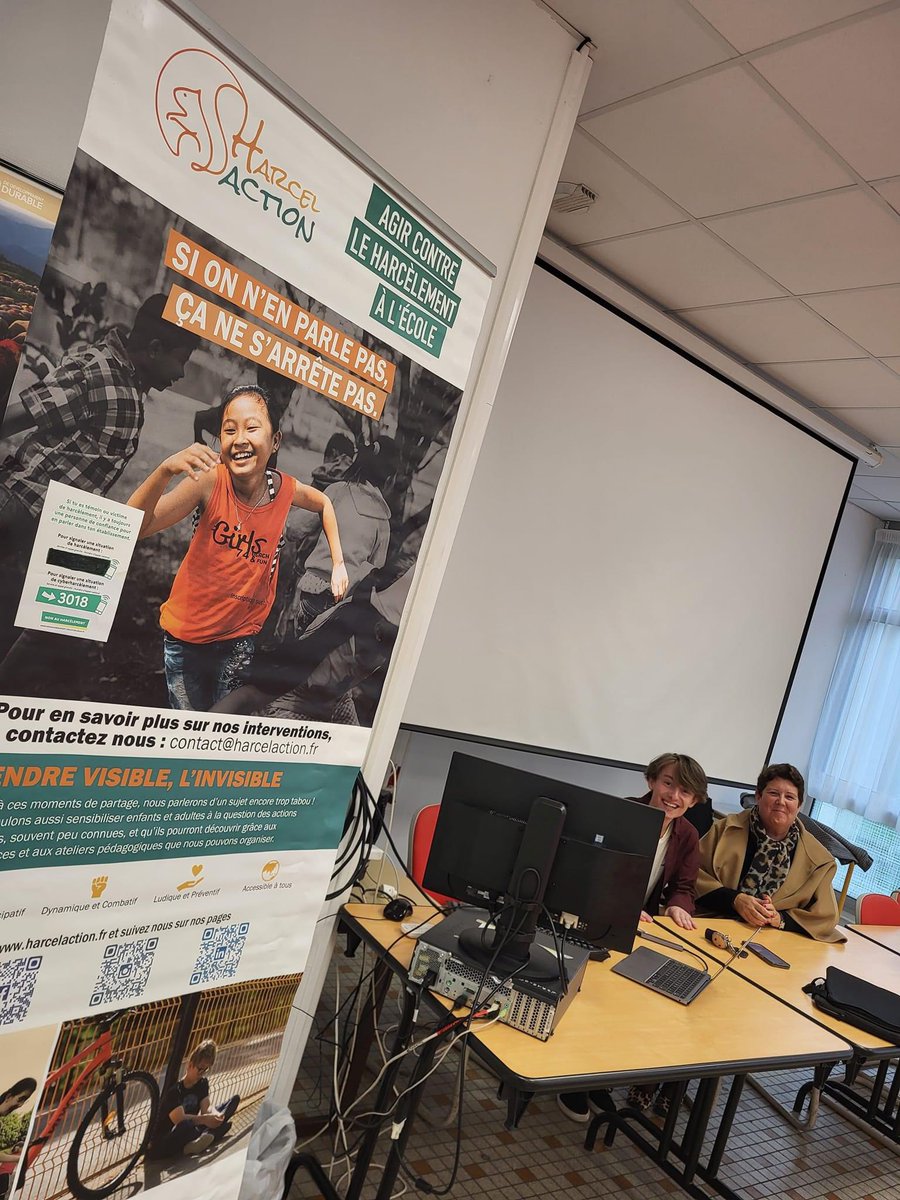 Ravi d’avoir été présent aujourd’hui avec Virginie de Pauw, au lycée Philibert de l’Orme à Lucé.

Merci à Marlène Martin pour ton invitation ! 👏

On continue ! 🏃🏼‍♂️
<a href="/ac_orleanstours/">Académie d'Orléans-Tours</a>