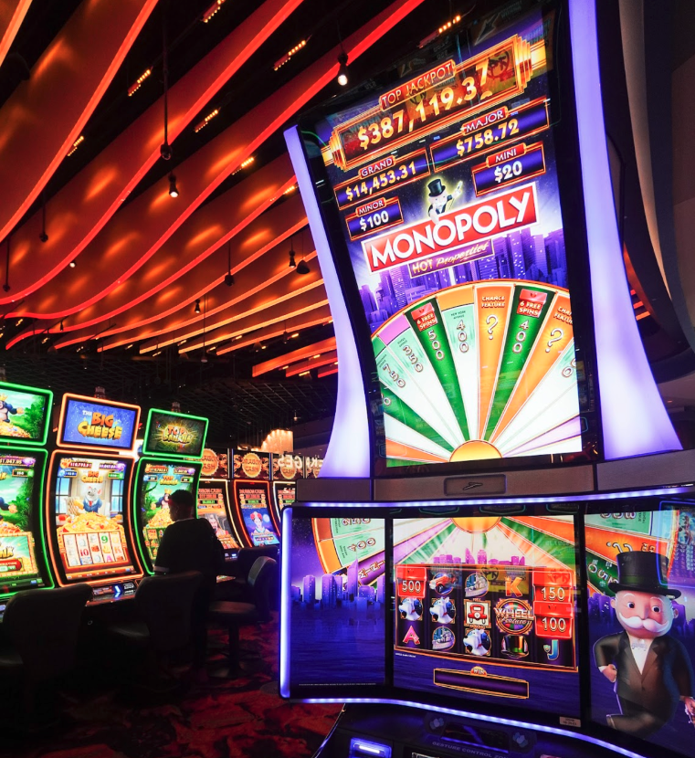 playddcphx's tweet image. Feeling lucky? Today’s the day to buy, build, and collect your way to victory! 🎩 💸

Monopolize that winning energy with our favorites – it’s play time! #MonopolyDay