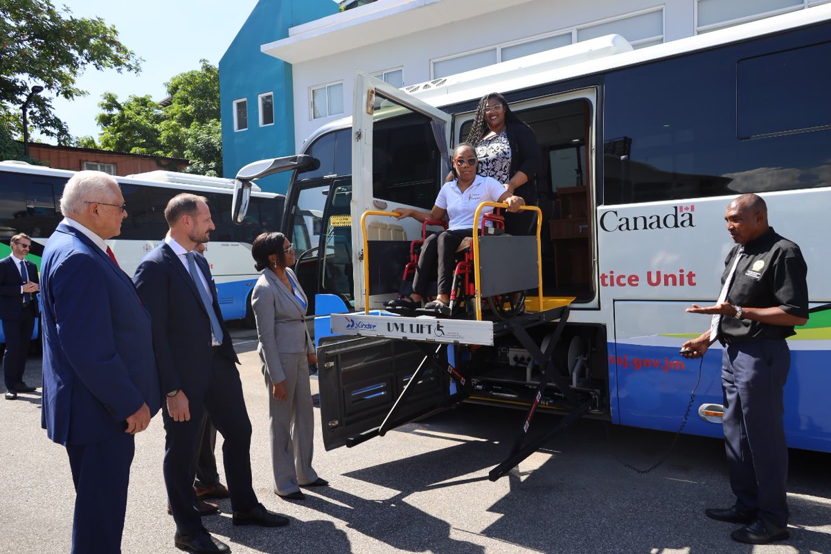 mojofficialjm's tweet photo. Minister of Justice, @Delroychuckjm today, hosted the @UNDPNorway Goodwill Ambassador, His Royal Highness Crown Prince Haakon of Norway at a courtesy call at the Ministry of Justice.
#Firstclassjusticesystem #Accestojustice
@UNDPJamaica
@GAC_Corporate https://t.co/Taa6D0t27C