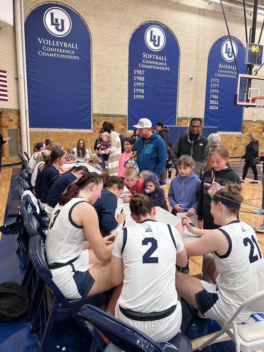 A big Teammate Tuesday shoutout to all the young athletes and their families who joined us for Youth Night! 💙 

We appreciate your support and love seeing the next generation of players in the stands!!

#together