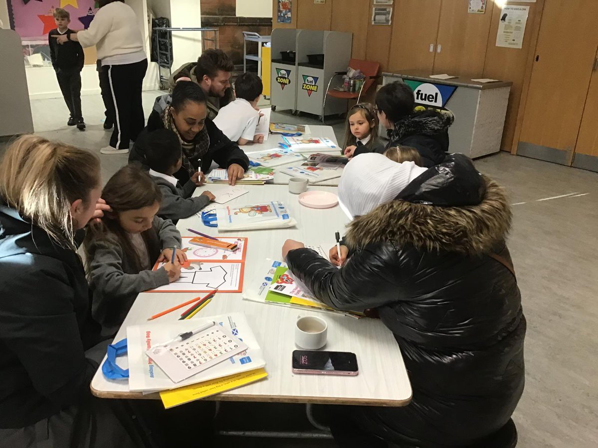 NotreDamePri's tweet image. Thank you to all the families who joined us for our P1 Bookbug Bag gifting event! 📚 Your support helps inspire a lifelong love of reading. Special thanks to @scottishbktrust , @Glasgowcounts, and #LiteracyForAll for their fantastic resources and encouragement! 🌟 #Bookbug