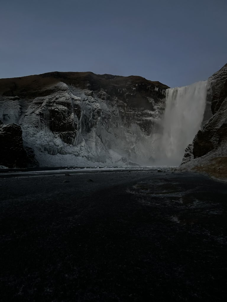 TimeraWilliams's tweet image. Views😍❄️