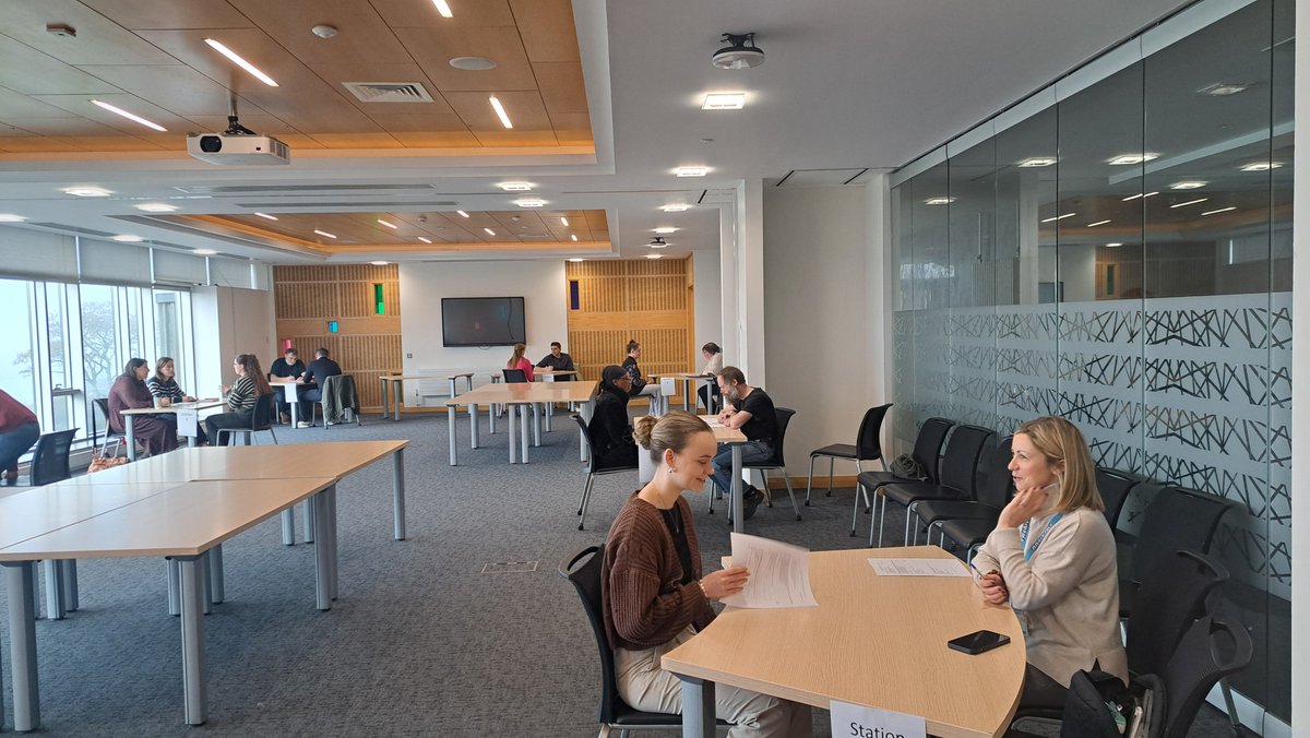 Final year Biomedical Science and Biology students excelling in mock interviews👏Also a huge thanks to our staff and participating employers for providing invaluable experience and career insights at the careers fair ulster.ac.uk/faculties/life… 🎓