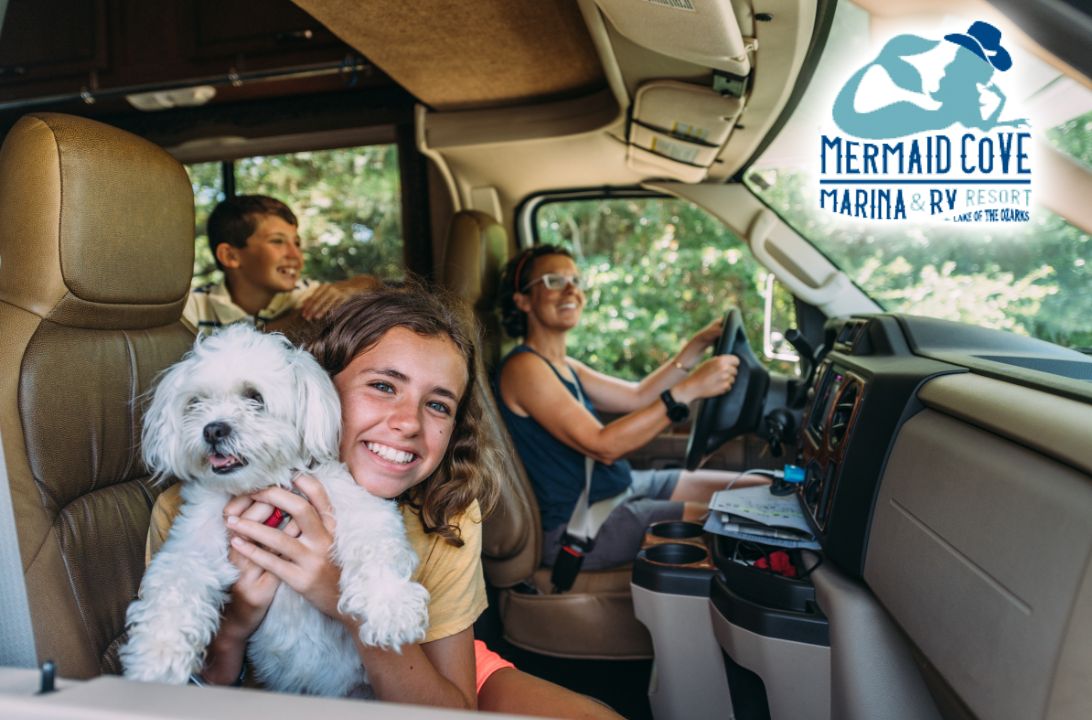 MermaidCoveLOTO's tweet photo. 👨‍��‍👧‍👦🐕‍🦺Family vacations are the best when traveled in your "home on wheels" and if you reserve an annual RV Site at Mermaid Cove, you'll always have the perfect place to park when you come through town! Reserve your spot today! 📲573-372-6112

#RVCampground #LakeOfTheOzarks https://t.co/KAxwSNJaj1