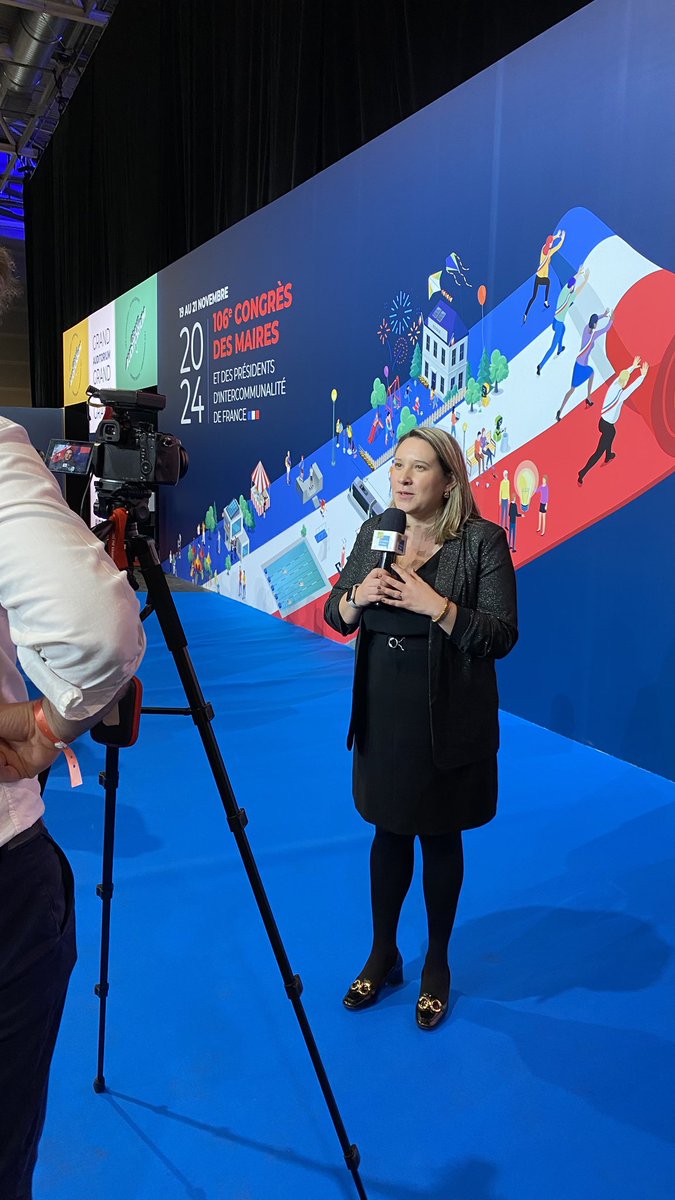 #SMCL #106eCongres | 📸 Récap de cette 1ere journée au <a href="/salondesmaires/">Salon des Maires et des Collectivités</a> et au congrès de <a href="/l_amf/">AMF | Association des maires de France</a>

➡️ Retrouvez toutes les ITW sur 👇

🔗 youtube.com/@parolesdelus3…