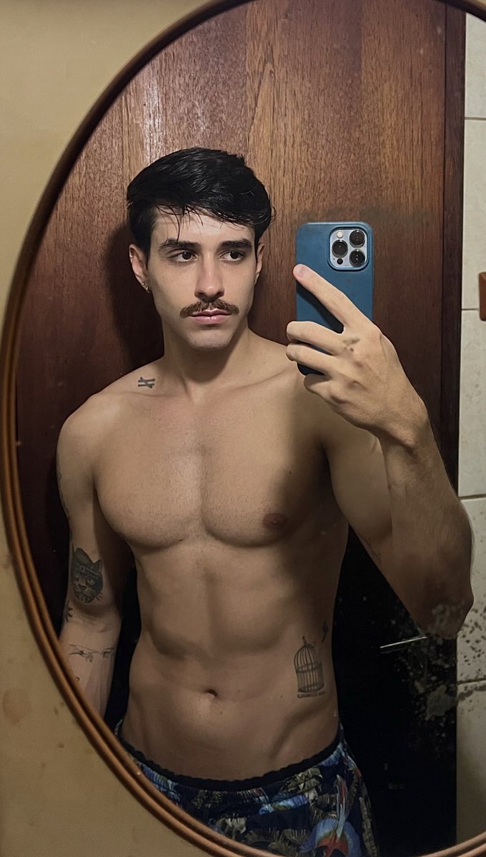 Renanlsantos00's tweet photo. Falaram q perece o pai da Riley de  Divertidamente mais novo kkkkk e não é q achei mesmo… https://t.co/Lhb1Cw9XnH