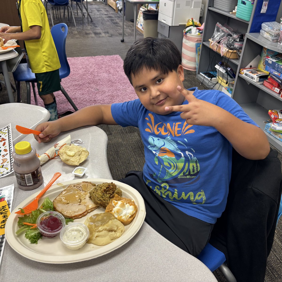 Cy-Fair Nutrition (@powerupcafe) on Twitter photo Today we had our traditional Thanksgiving Meal complete with pumpkin pie with the NAC students at <a href="/fraziercfisd/">Frazier Elementary</a>! Such a fun afternoon! Be sure to check out more pics on our Facebook and Instagram! 🦃🥧🍠 Today we had our traditional Thanksgiving Meal complete with pumpkin pie with the NAC students at <a href="/fraziercfisd/">Frazier Elementary</a>! Such a fun afternoon! Be sure to check out more pics on our Facebook and Instagram! 🦃🥧🍠