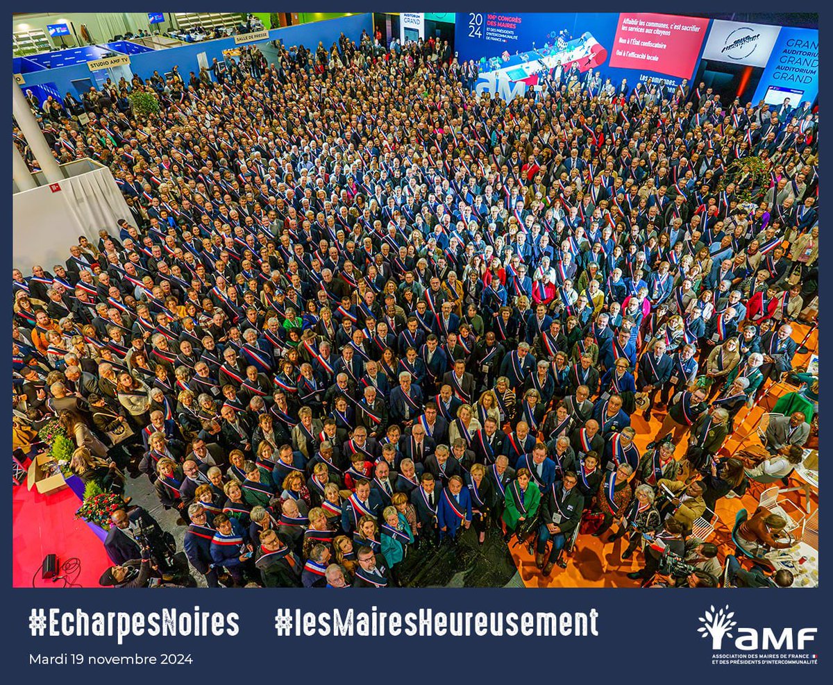 On y était. Des milliers de Maires mobilisés ensemble #AMF pour préserver des moyens d’agir, soutenir la vie associative, investir dans la transition énergétique, développer des services publics de proximité. Défendons celles et ceux qui prennent soin #PLF2025