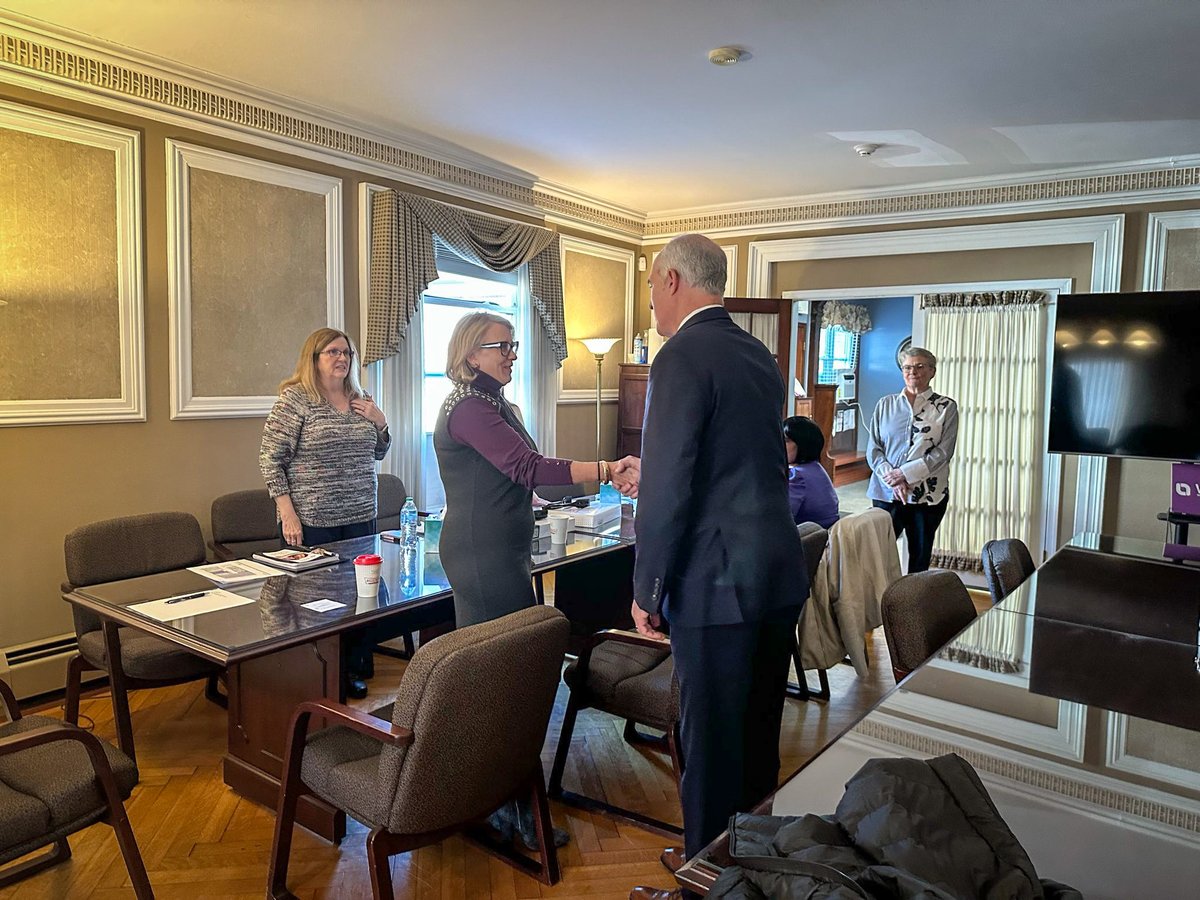 SenBobCasey's tweet image. The Women’s Resource Center has been a lifeline for so many women and survivors of domestic abuse in Northeastern Pennsylvania. I’m proud to have secured funding that would expand and protect these crucial services.