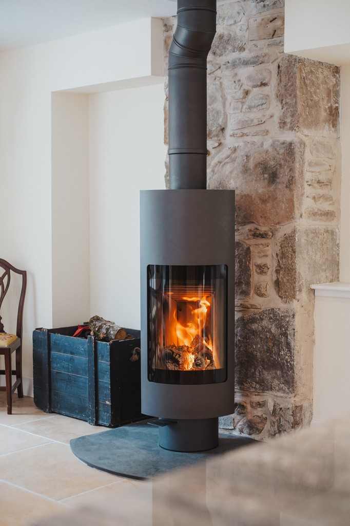 Bonk_And_Co's tweet image. The Leender Dayna with the rotational fire place was the perfect fit for this installation. They wanted full control of the direction of the heat, and the Dayna is the perfect solution

Have a look as to who has the best spot in the house...
#interiordesigninspiration