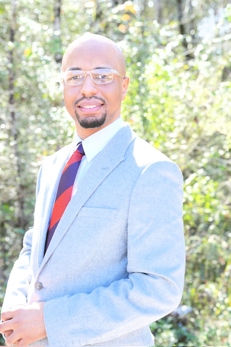 DrSamKeys601's tweet image. Today, I successfully defended my dissertation! 📚✨ This achievement is a testament to perseverance, hard work, and faith.

“I can do all things through Christ who strengthens me.” - Philippians 4:13

#PhD #DissertationDefense #Achievement #Grateful #Blessed

Samuel Keys, Ph.D.