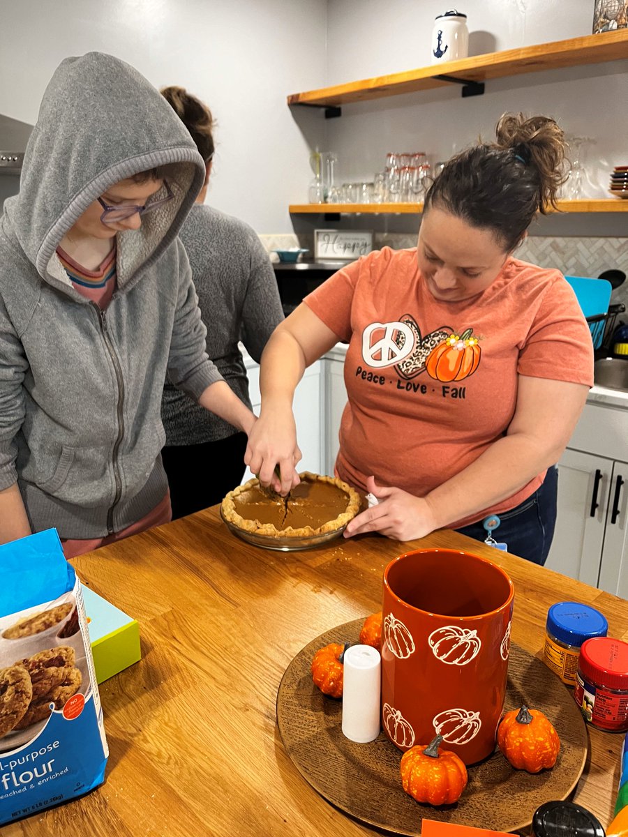 gegnor's tweet photo. Proud to announce Burrell's I-WIL transition program (Instruction in Work &amp; Independent Living). Today's lesson was planning, purchasing, cooking, serving, and cleaning up a "Friendsgiving" feast. We are thankful for these opportunities &amp; for our partnership w/ The Craft Escape https://t.co/pnmcMOokcO
